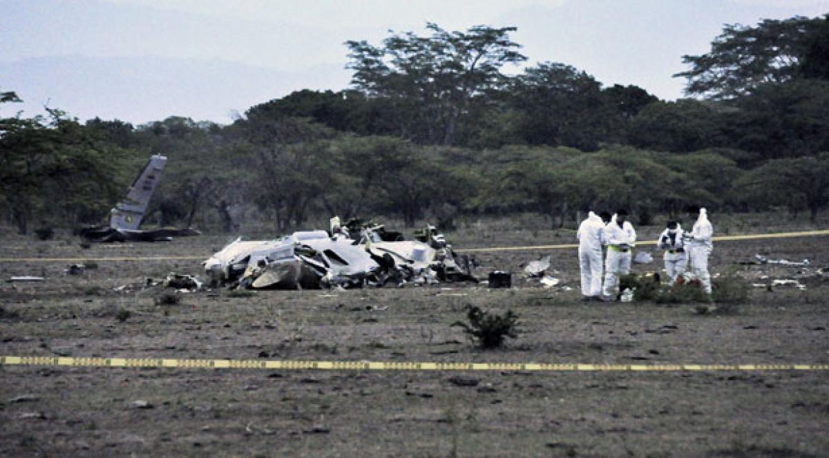 11 killed in Colombia military plane crash