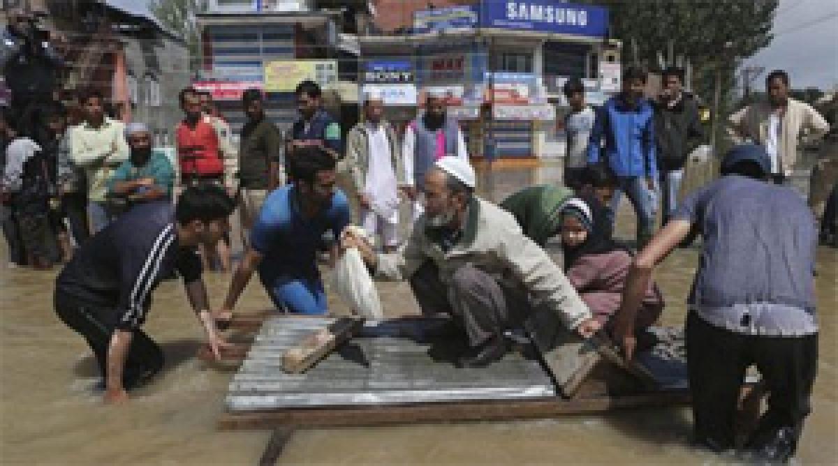 Assam flood rescue operations underway, Army lends support