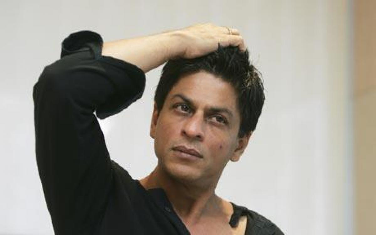 Shah Rukh Khan detained by US Immigration in Los Angeles