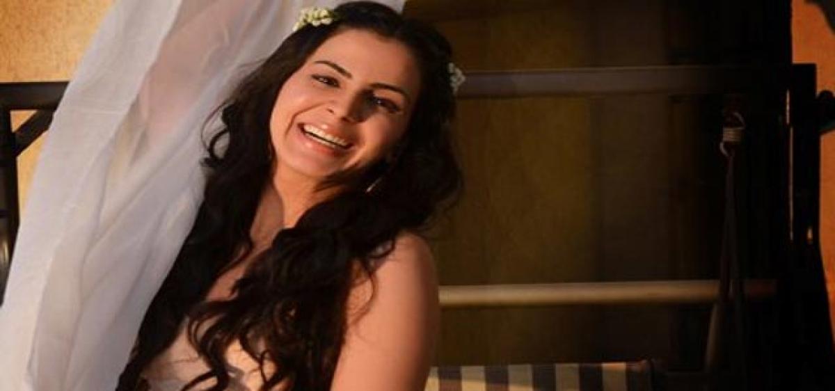 Tough to enter Bollywood: Kirti Kulhari