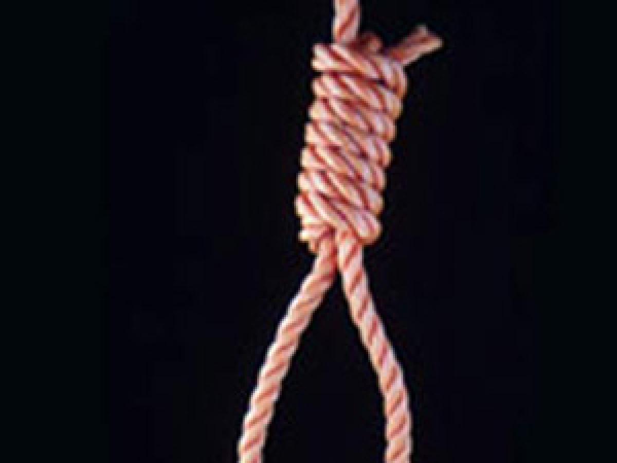 Indian banker in UAE hangs himself to death