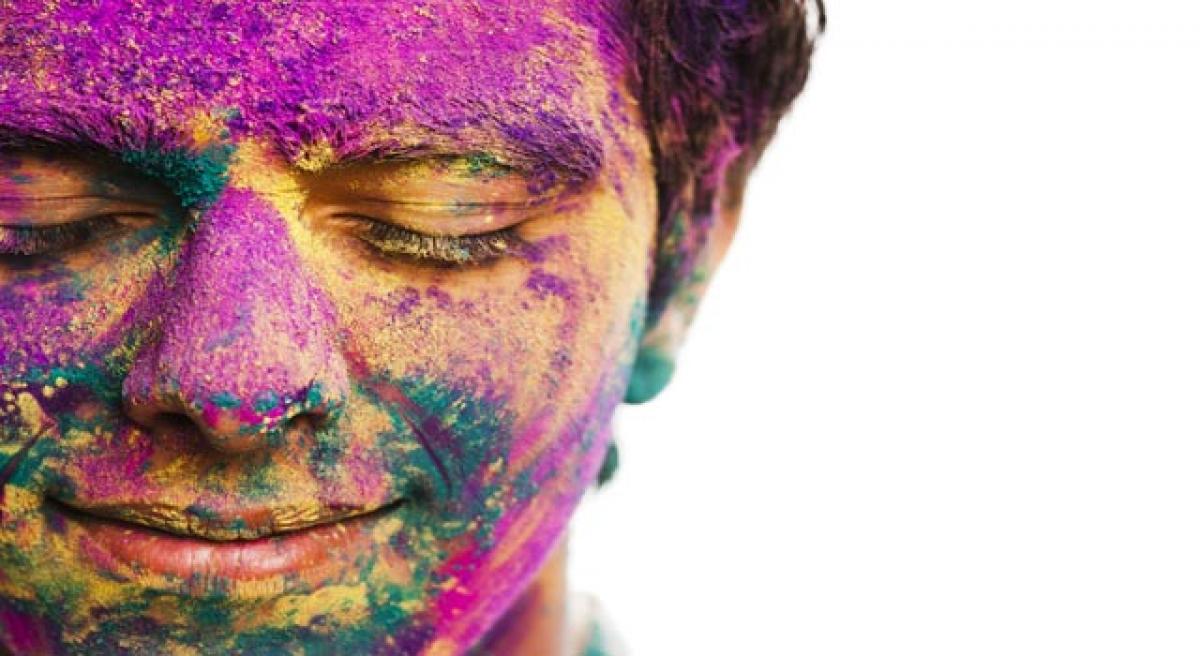 How to prepare for Holi?