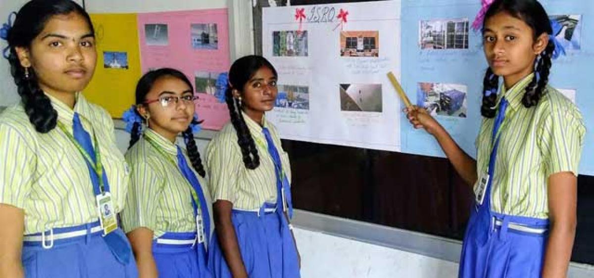 Khammam New Era school students organise PSLV-C37 Expo