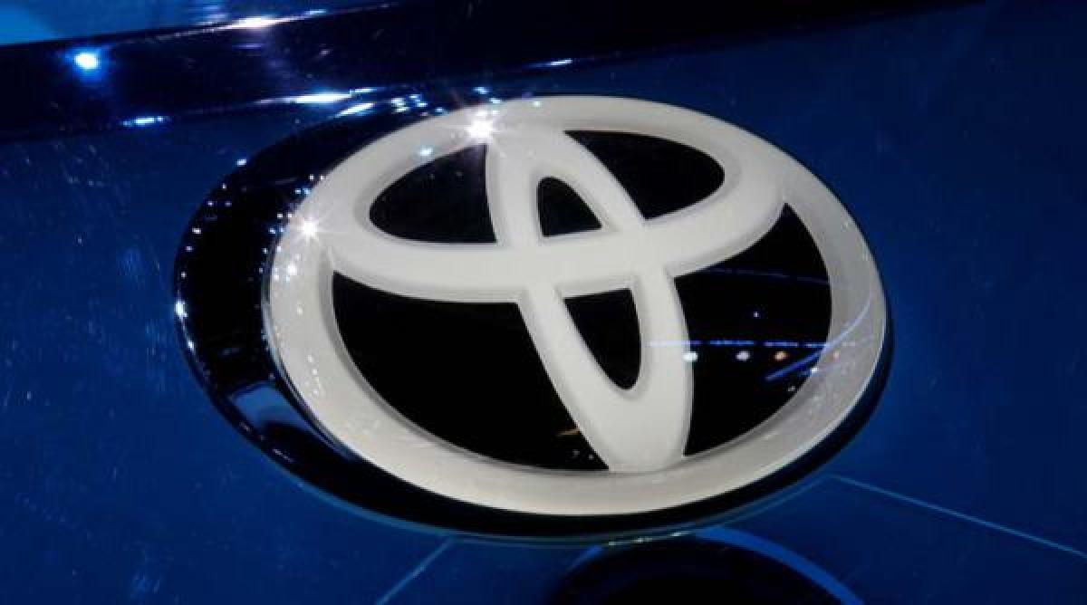 Toyota, Suzuki poised to unveil partnership on Monday