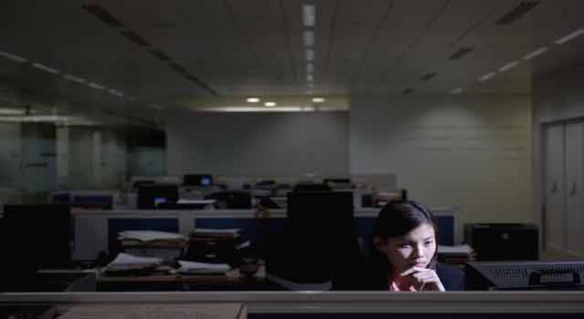 Night shifts affect women more than men