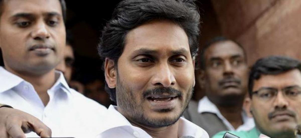 Jaganmohan Reddy sent back from Vizag airport