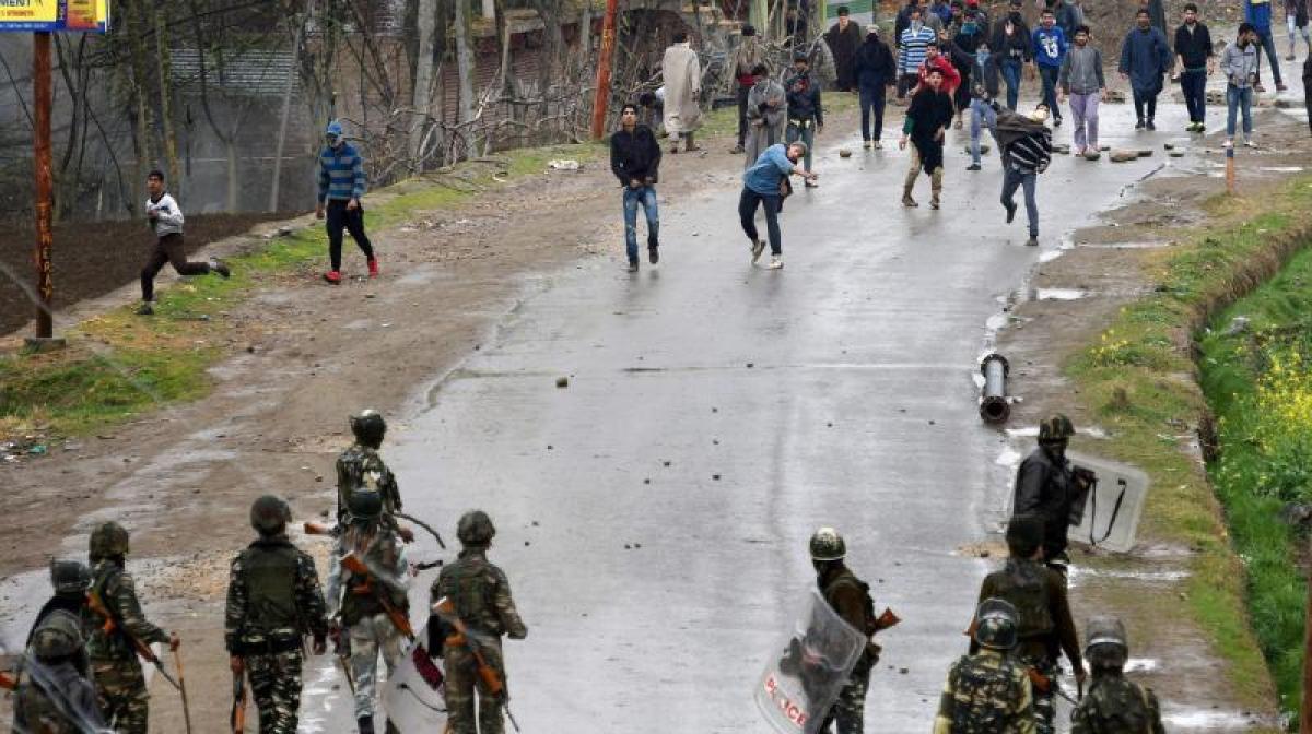 300 Whatsapp groups encouraged stone pelters in J&K: