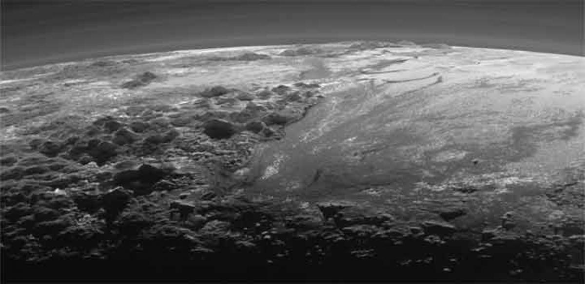 Pluto resembles Earth in new spectacular sunset panorama