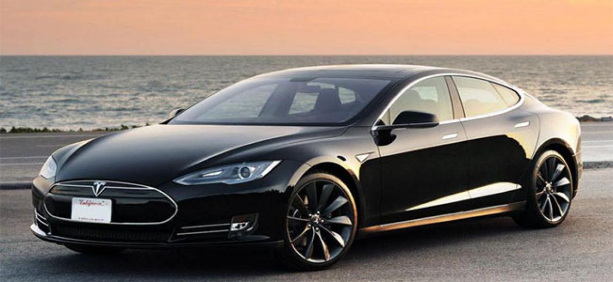 Apple Hires Teslas Top Executives After Model S Huge Preorder Success
