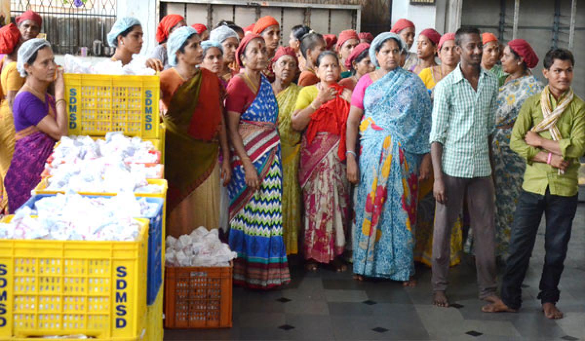 Laddu workers stage protest at Durga temple