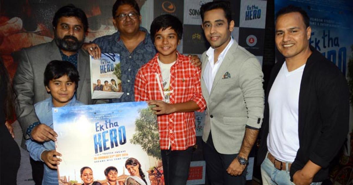 Sandeep Batra and Arpita Mukherjee perform live at the music Launch of Ek Tha Hero