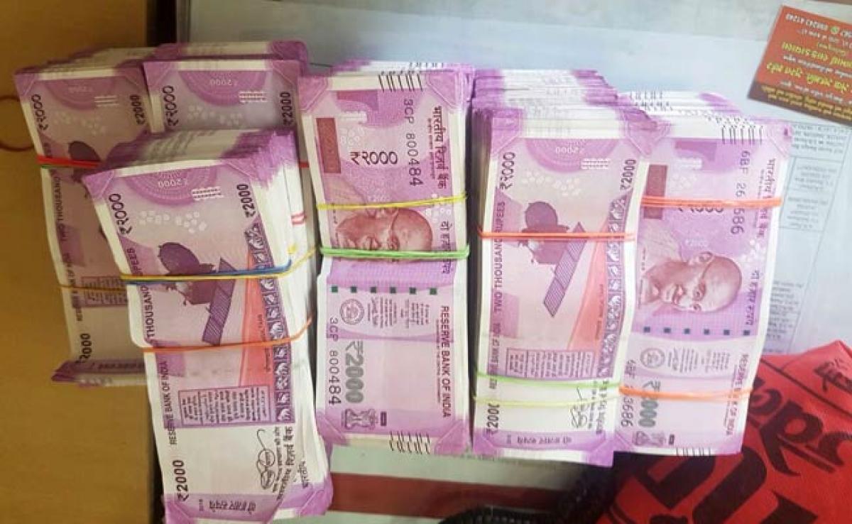 Kerala: Over Rs 51 lakh in 2,000 denomination notes seized