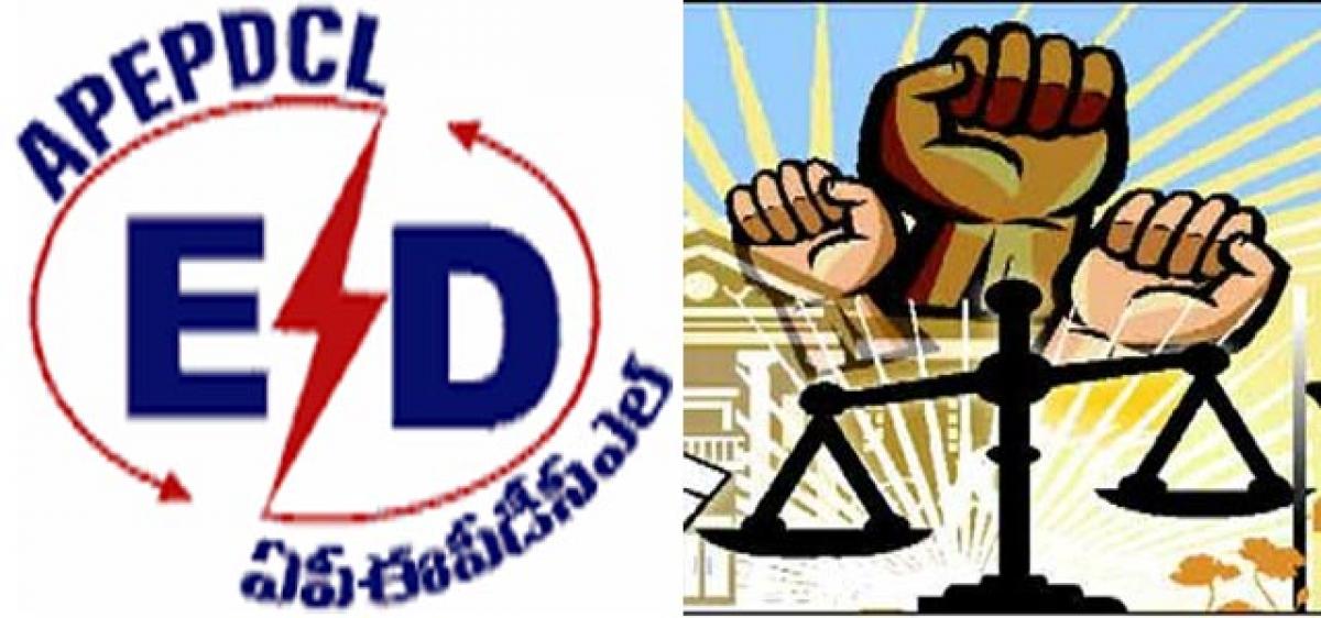 APEPDCL told to pay compensation