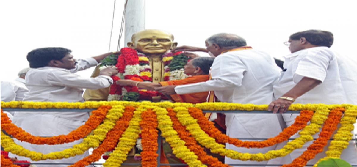 Tributes paid to Sadhu Subrahmanya Sastry