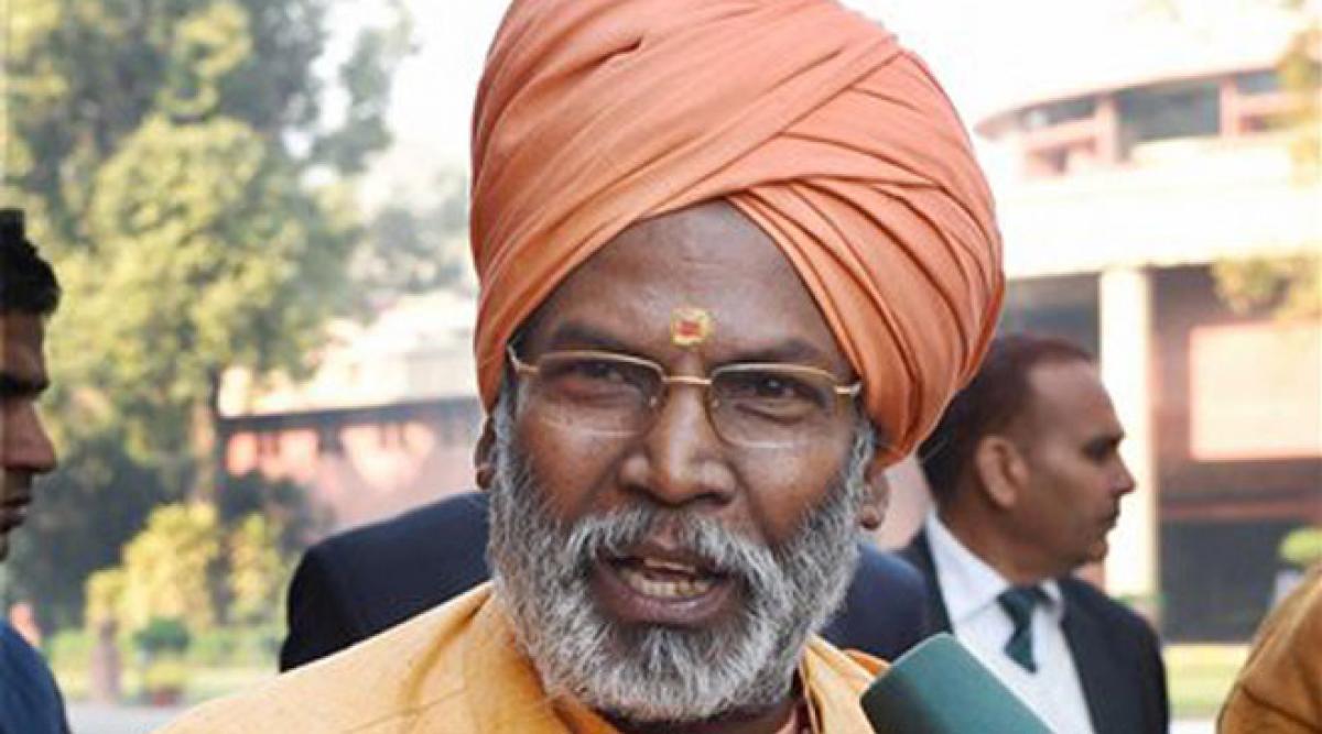 BJP MP Sakshi Maharaj issued show cause notice for remarks on population control