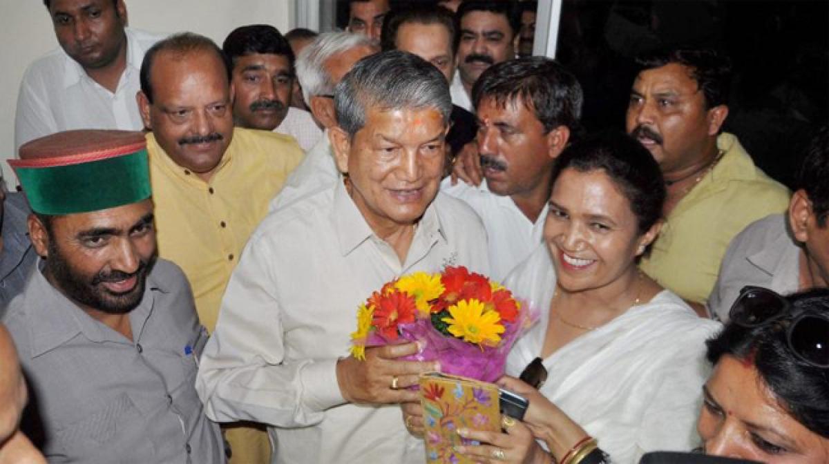 Centre to move SC today after HC quashes Prez rule in Uttarakhand