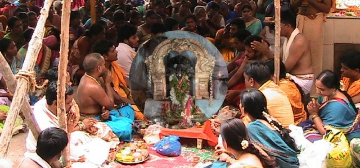 Donations pour in for Bhupatipur temple: The Hans India impact