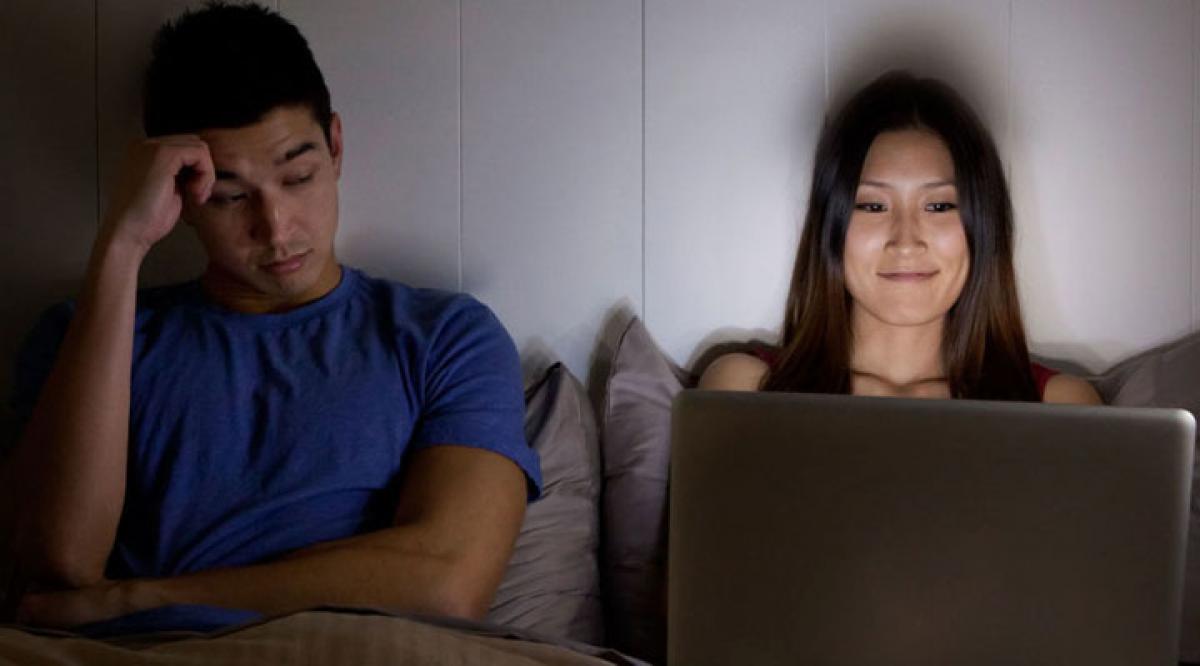 Social media playing havoc in steady relationships