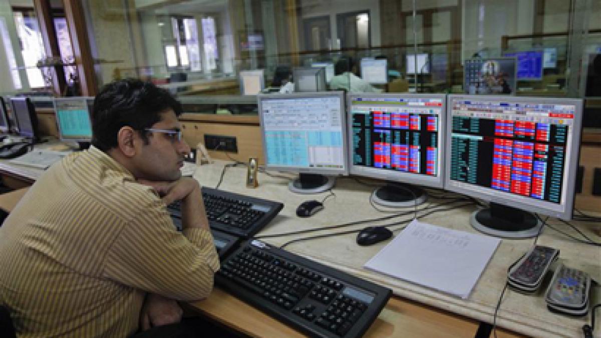 Sensex sheds 141 points in early trade