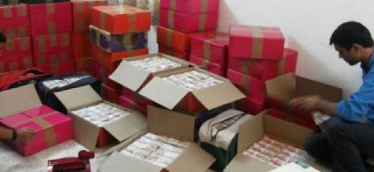 I-T dept’s biggest haul: Rs 106 crore in new, old notes seized from Chennai