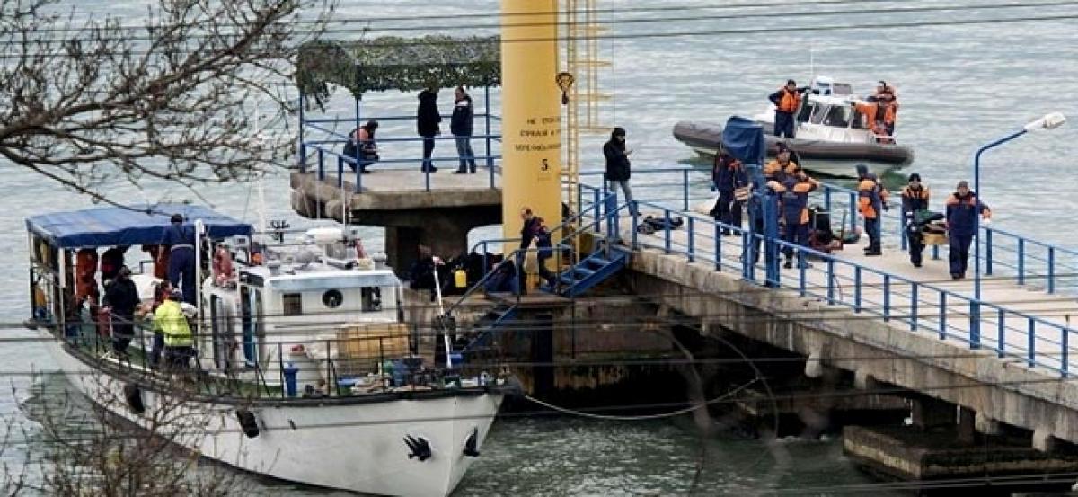 Russian jet crash: Second flight recorder recovered from Black Sea crash site