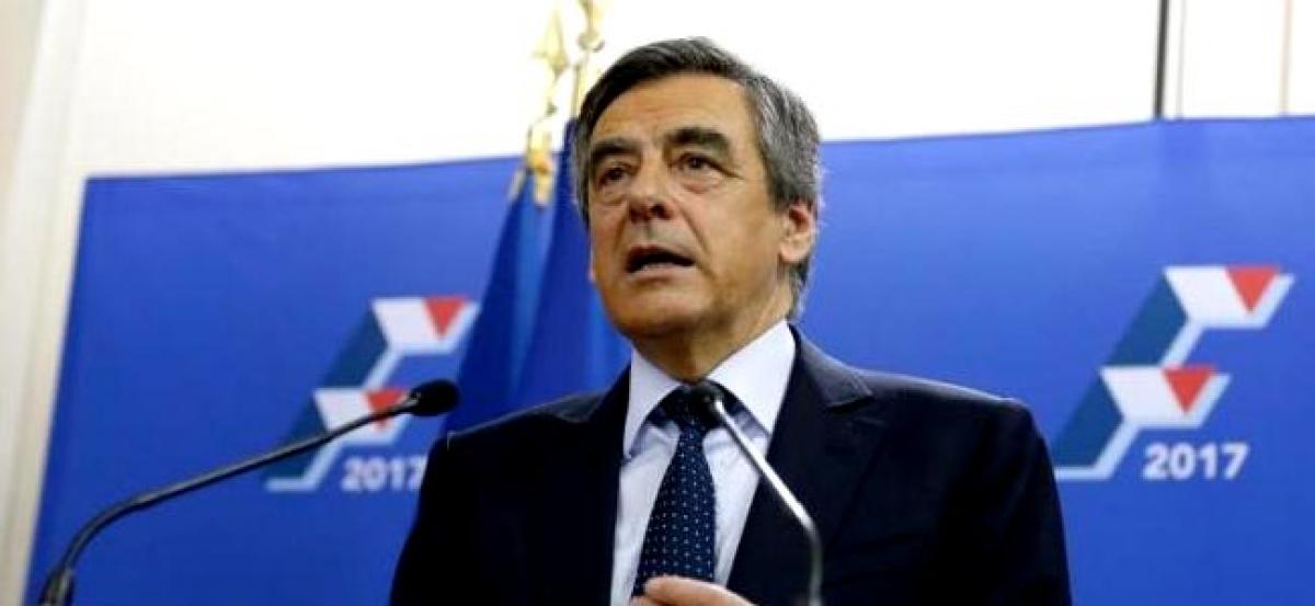 Fillon, Juppe go head-to-head for French conservative presidential ticket