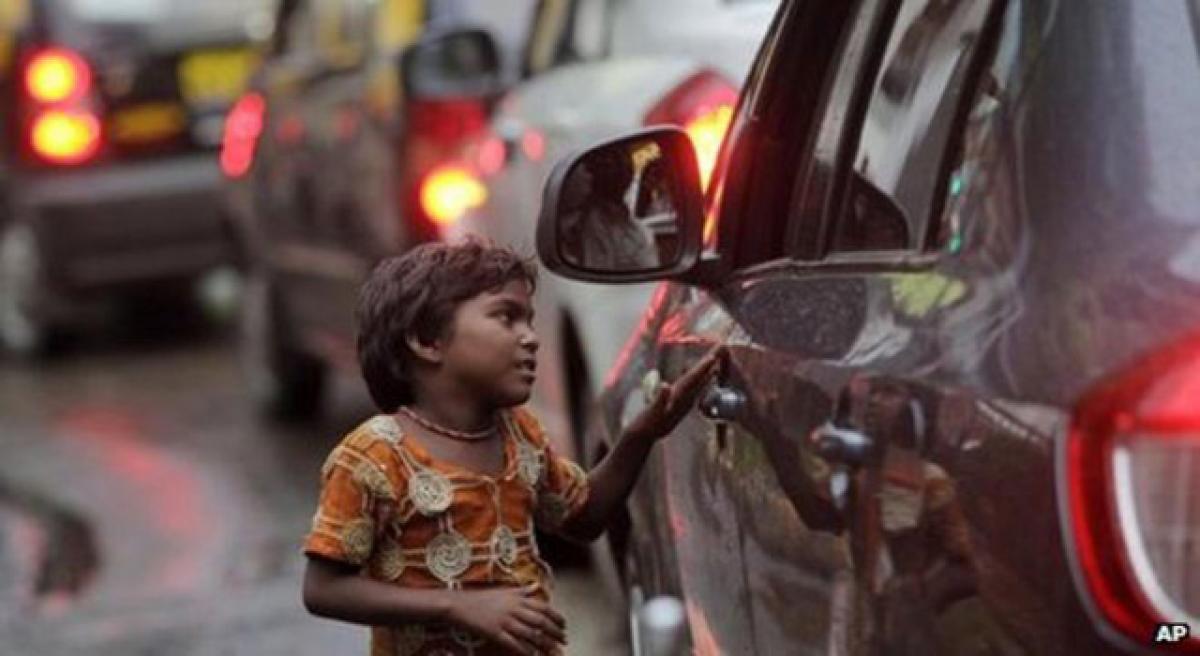 28,560 street children rove in Hyderabad