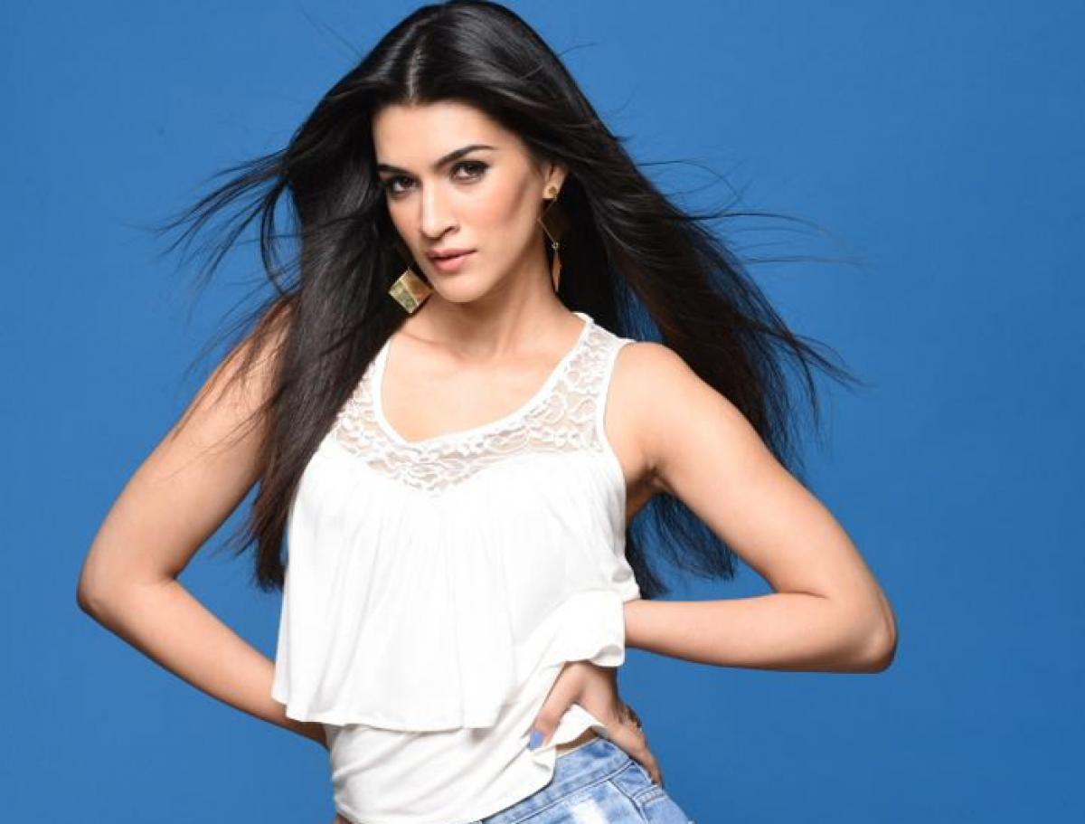 Kriti Sanons right technique of shaving