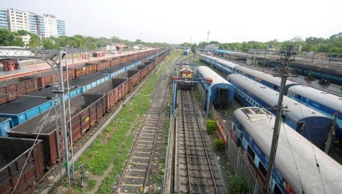 Kerala: Woman, three minor girls run over by train