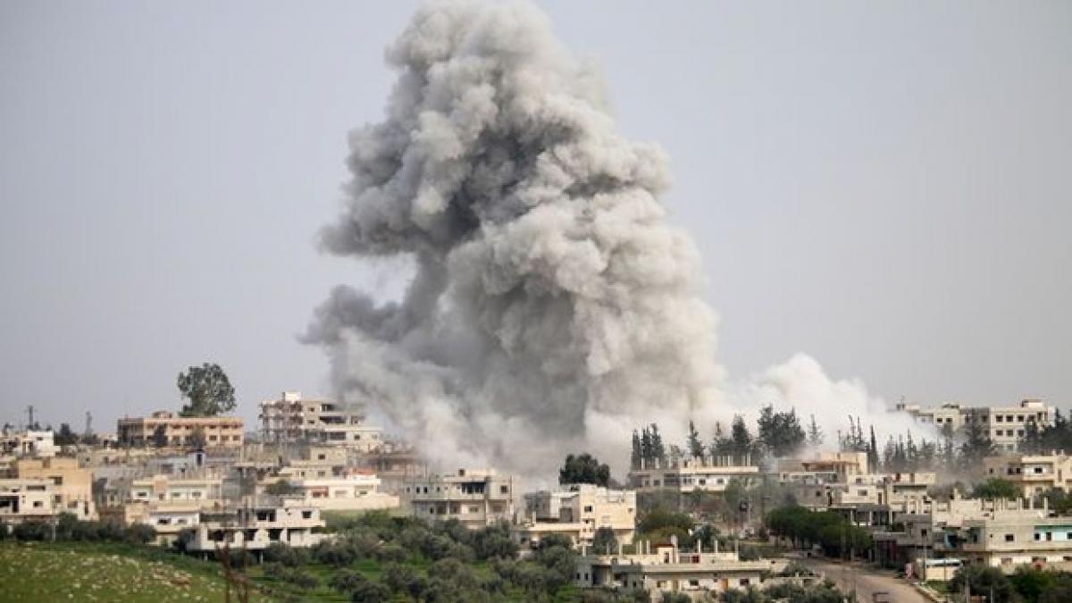 Air strike in Syrias Idlib kills 18, including 5 children