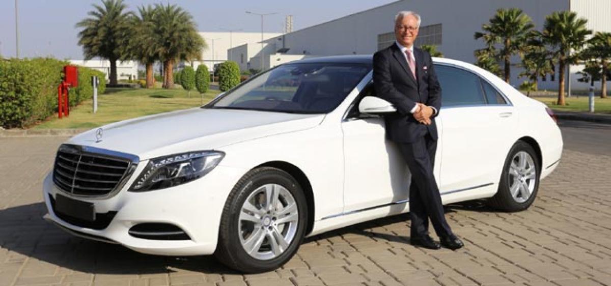 Mercedes-Benz drives in the flagship  S-Class Connoisseur’s Edition