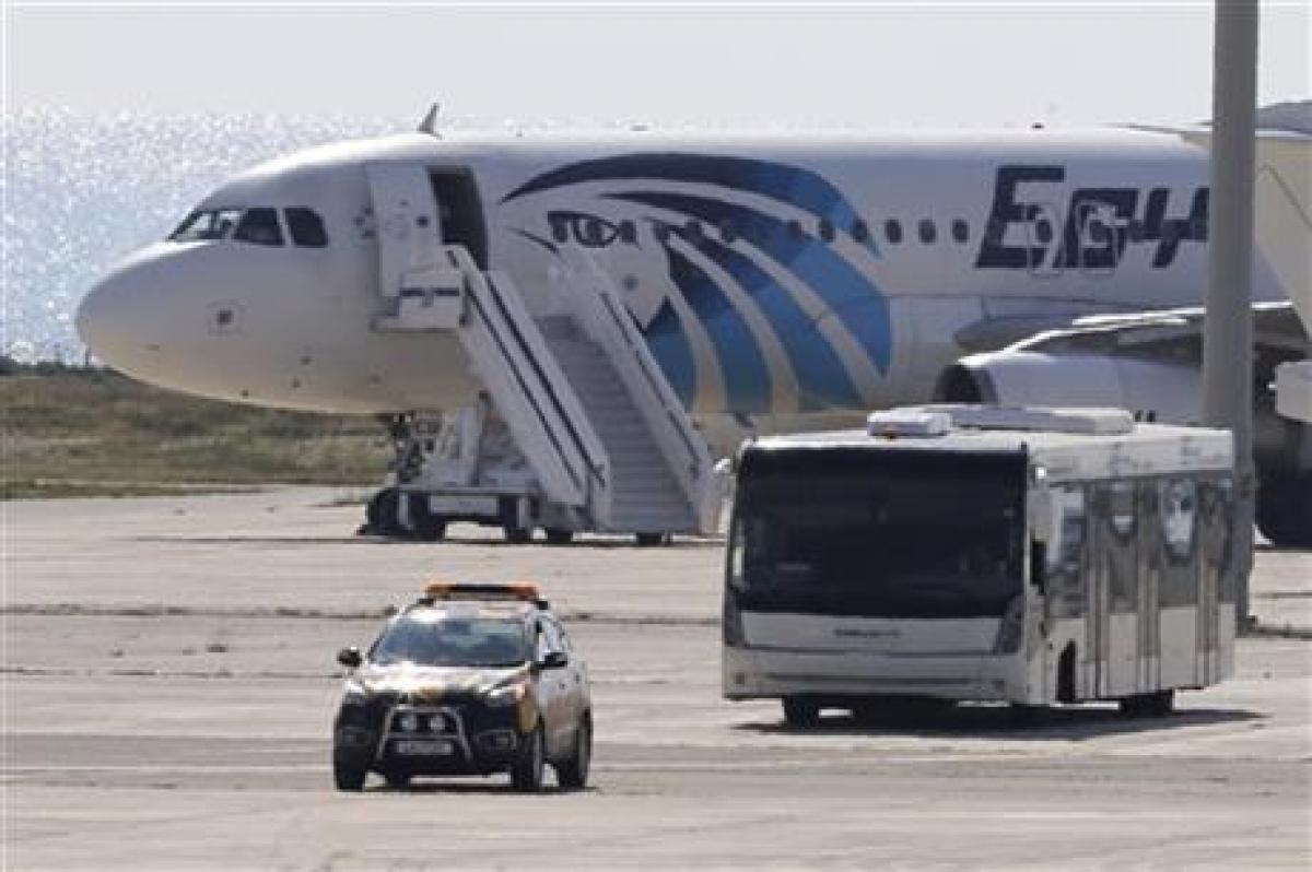 Egypt aircraft hijack not motivated by terror, but love