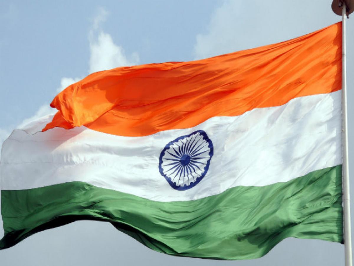 Centre directs against the use of plastic flags to ensure dignity of tricolour