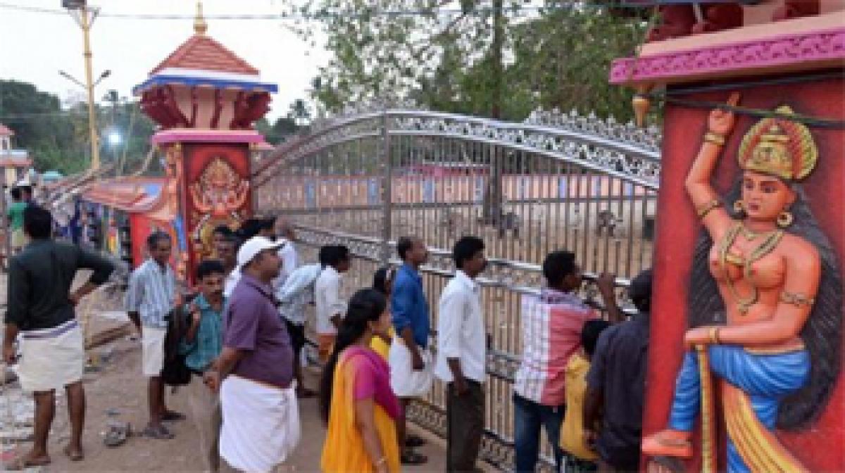 Kerala: Week after tragedy killed 114, Puttingal temple opens for darshan