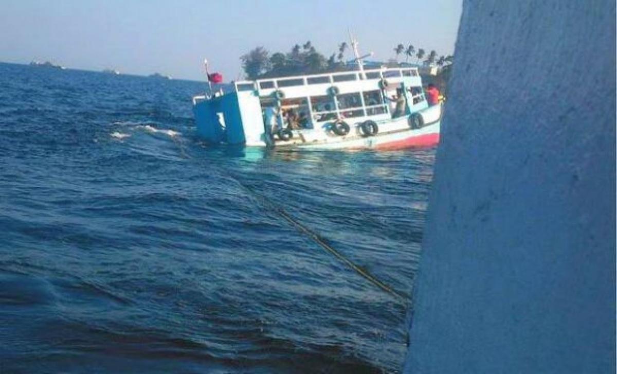 At least 13 dead after migrant boat sinks off Malaysia: official