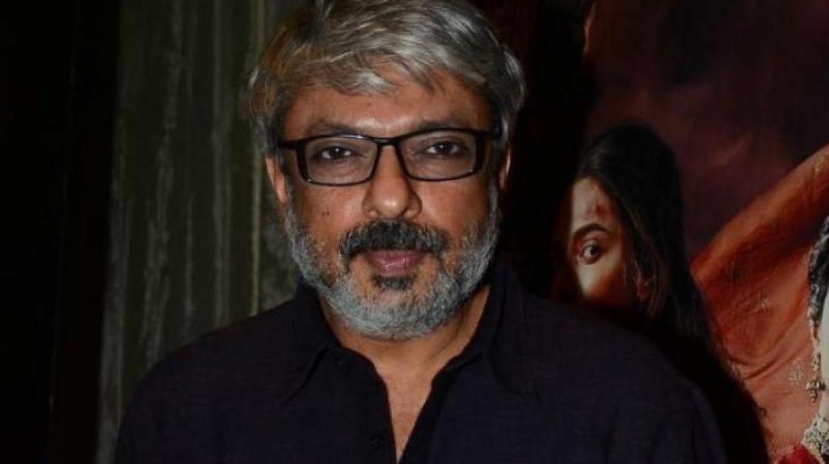 Sanjay Leela Bhansali beaten up, Padmavati shoot gets stalled in Jaipur