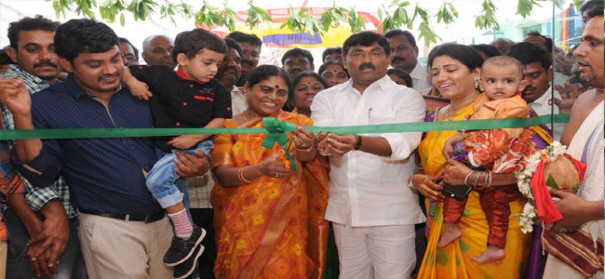 Vijayamma opens Sunrise Hospital