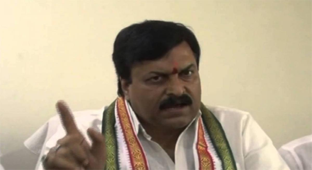 Congress pitches for probe into Mission Kakatiya tenders