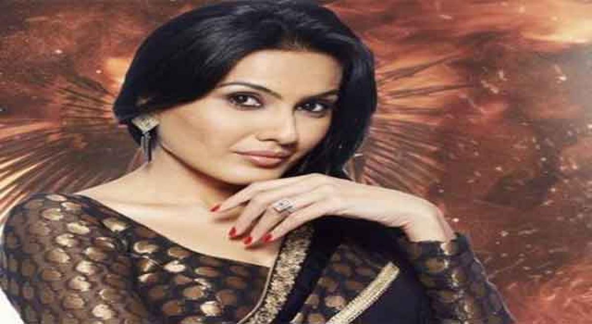 I am a Lalchi Actor - Kamya Punjabi