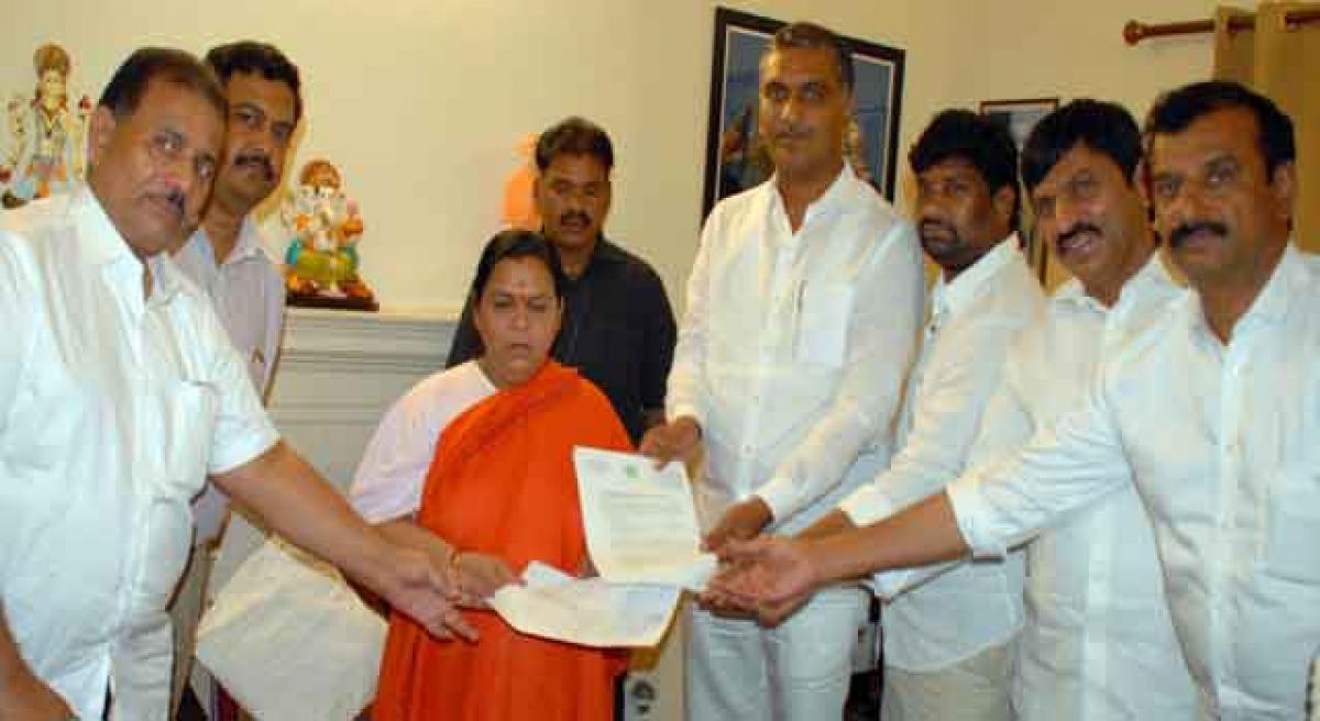 Deal with Krishna River Management Board: Harish to Uma Bharti