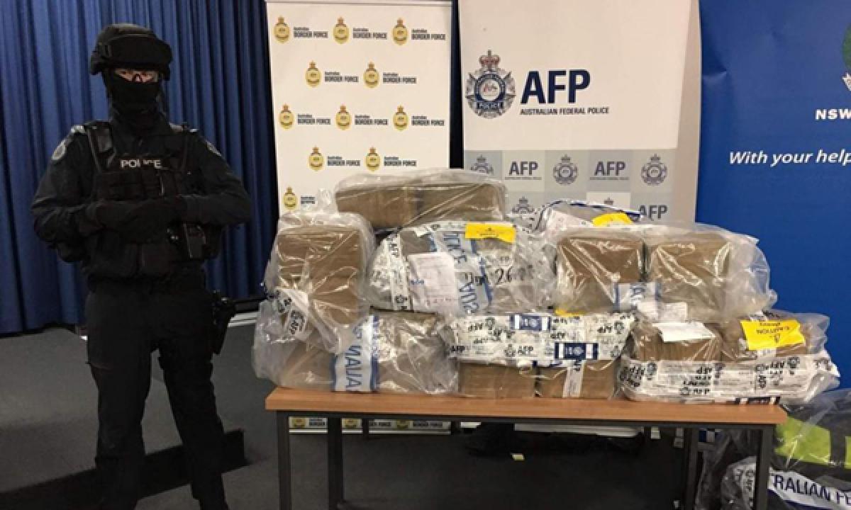 Australian cops charged six people over the biggest cocaine haul