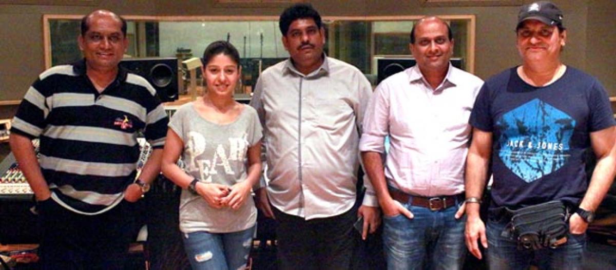 Sunidhi Chauhan Dubs Rangeeniyan Song for film Fredrick releasing on 27th May