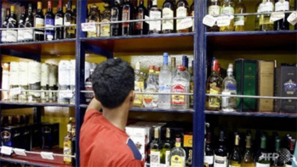 Relaxation for liquor shops on Eid-e-Milad; opposition slams move