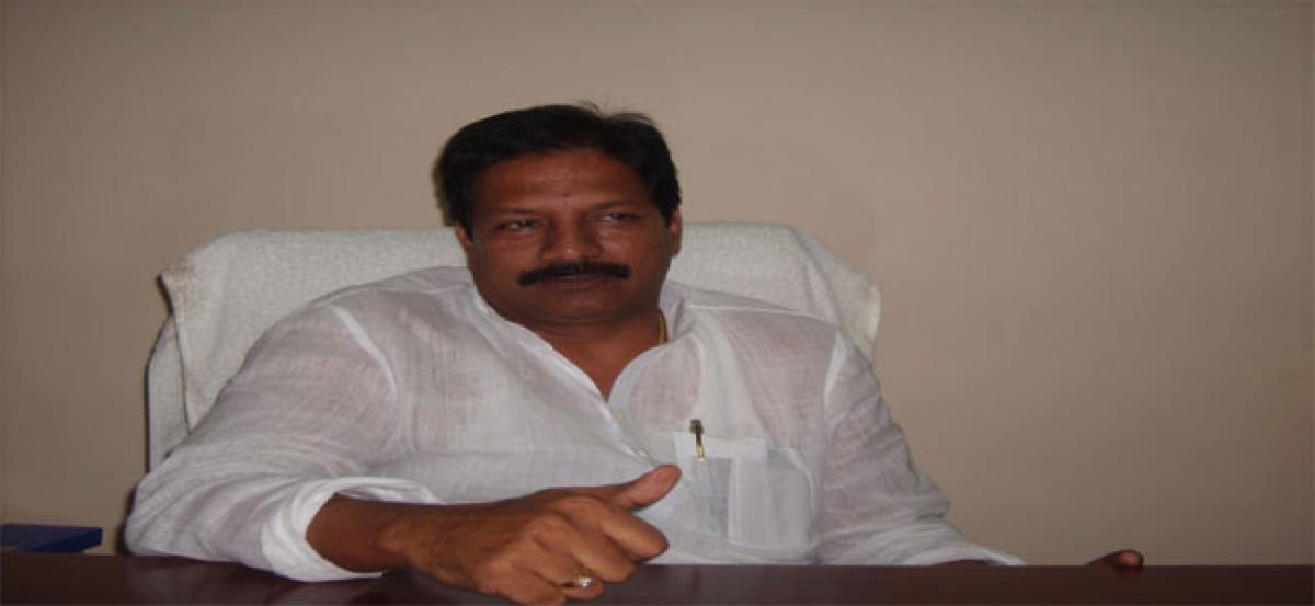 Kona Raghupati takes a dig at government