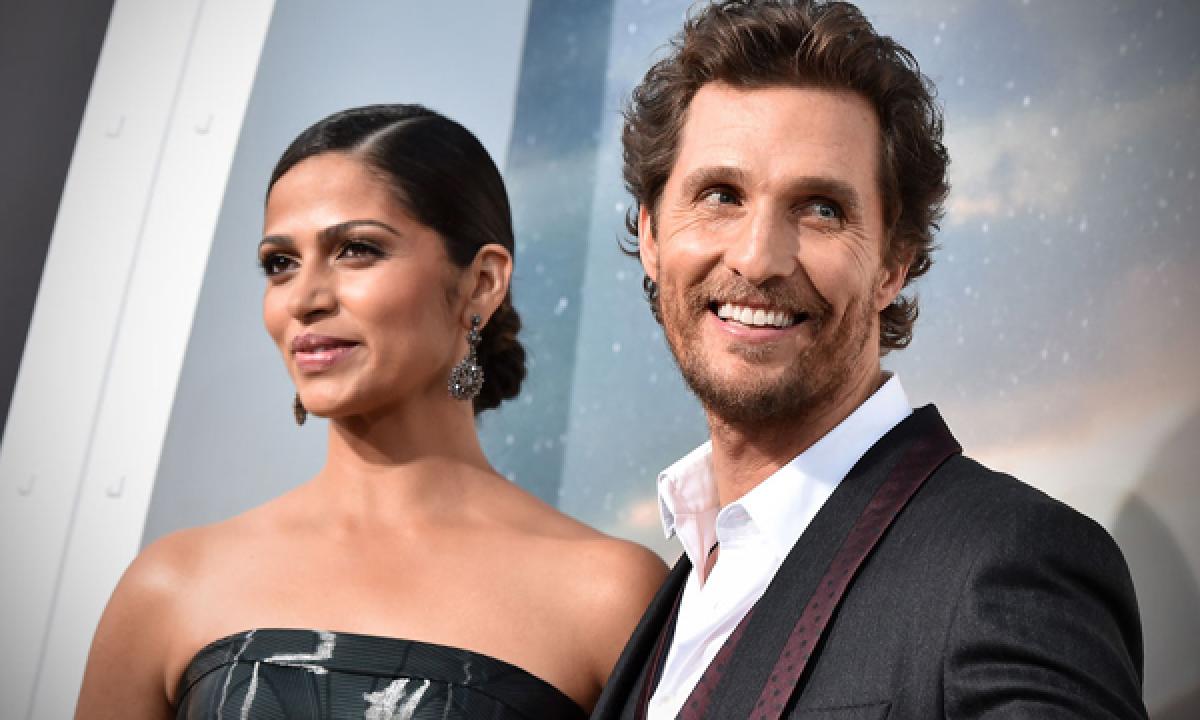 Matthew McConaughey recalls proposing to his wife Alves