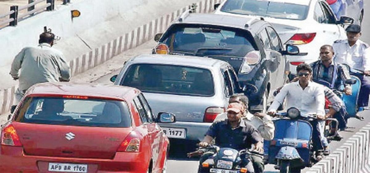 No re-registration of vehicles in new districts