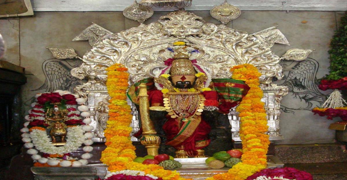 Devotees throng Mahalakshmi temple for health and prosperity