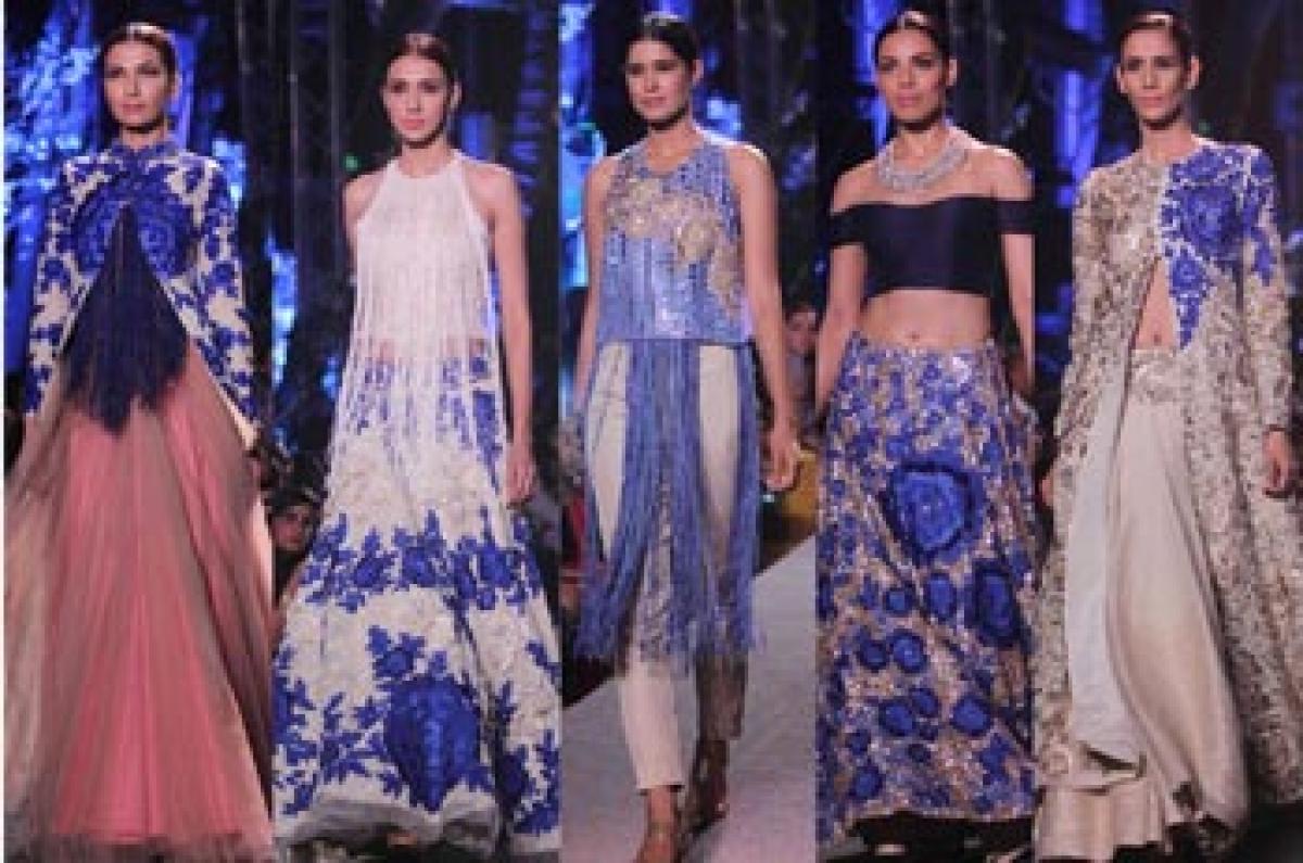 Manish Malhotra to open LFW Summer-Resort 2016