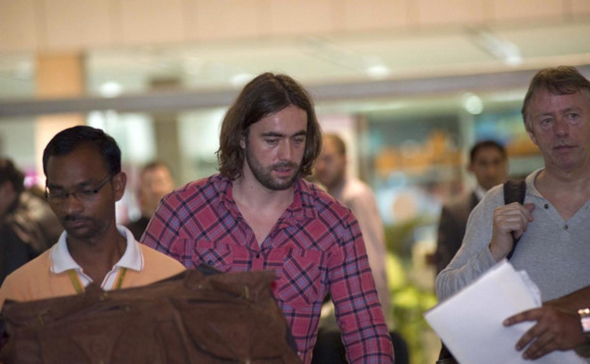 Russell Brand arrives in India