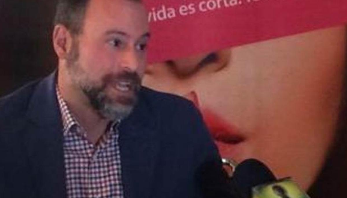 Ashley Madison Boss Noel Biderman Steps Down After Data Breach